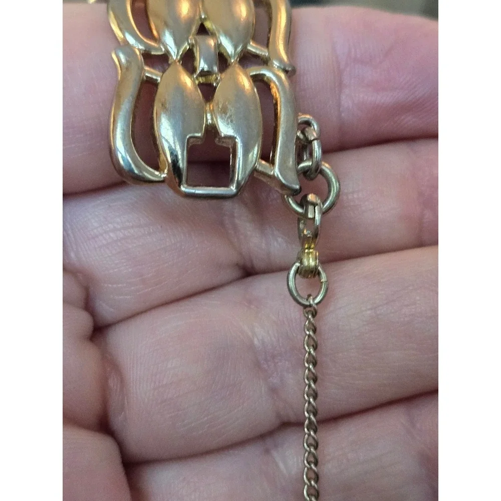Monet Goldtone Bracelet Safety Chain Vintage 7in